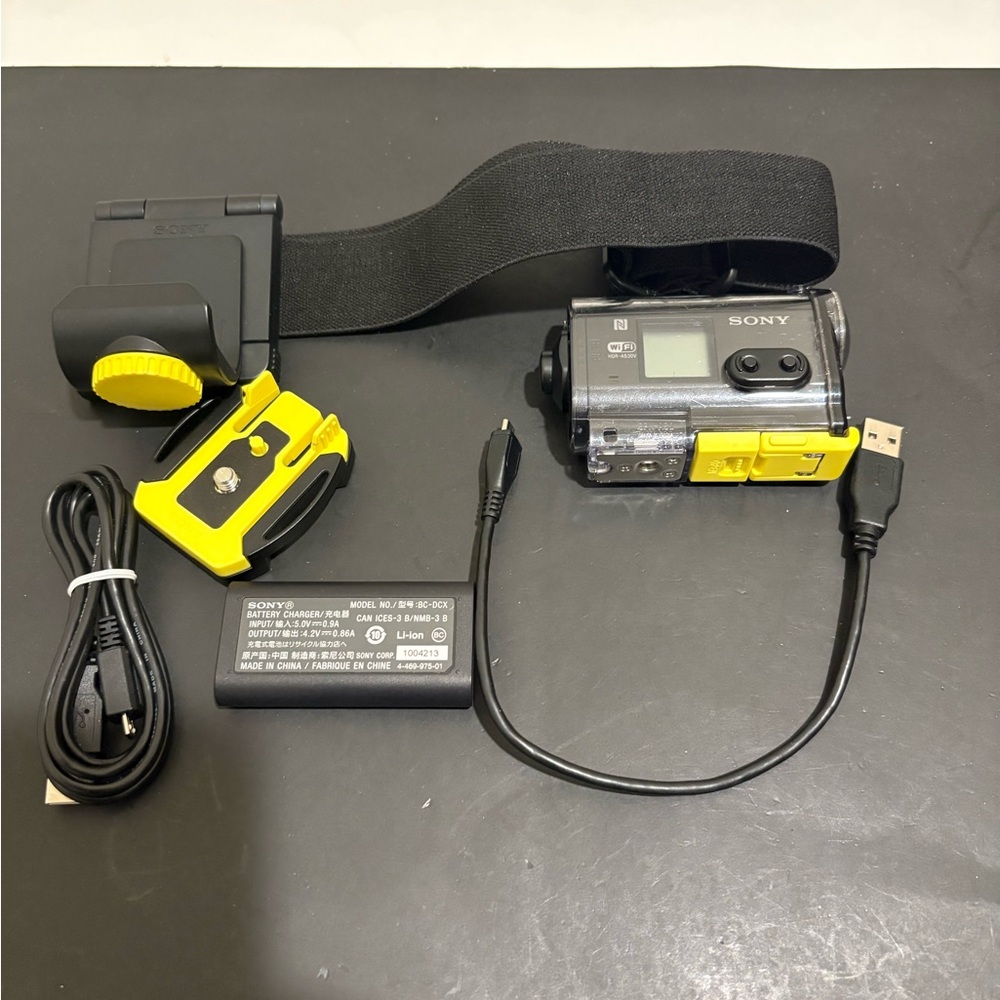 Sony HDR-AS30V bundle